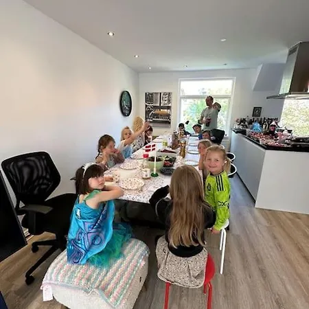 Center Newly Renovated House Aalbor